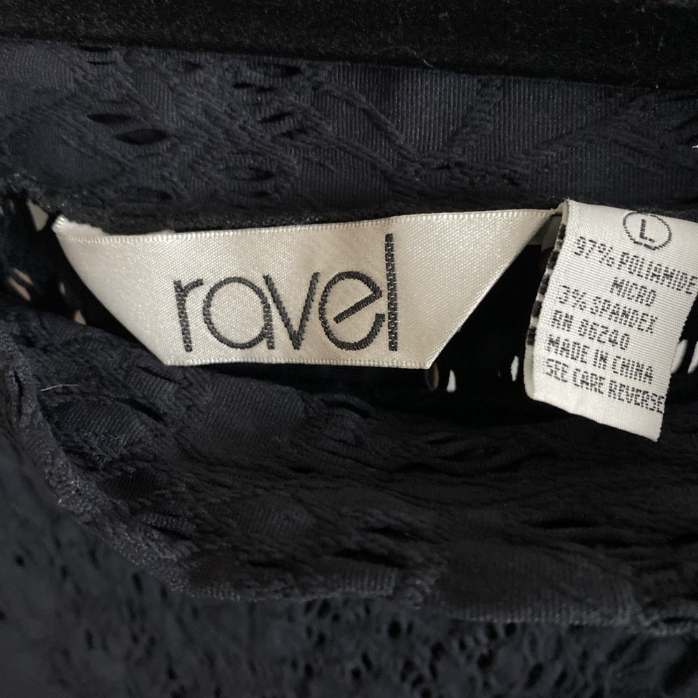 Ravel‎ Black Cap Sleeve soft Cowl Neck Women's Top Size Large NWOT - Picture 2 of 9